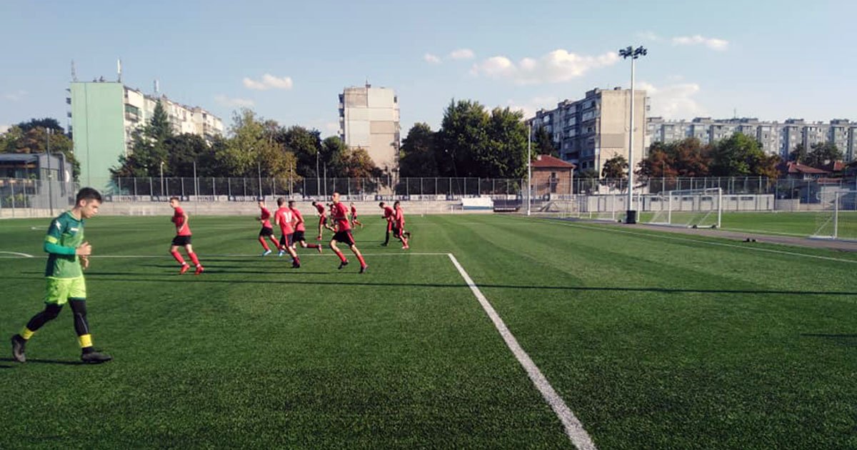 Zoom in Локо (Русе) - Сокол (Червена вода)