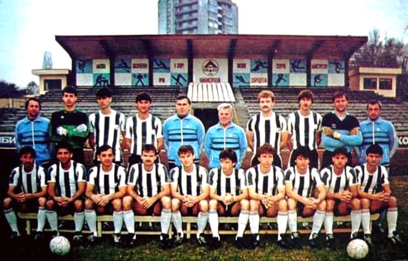 Zoom in Локо (Русе) - сезон 1988/89