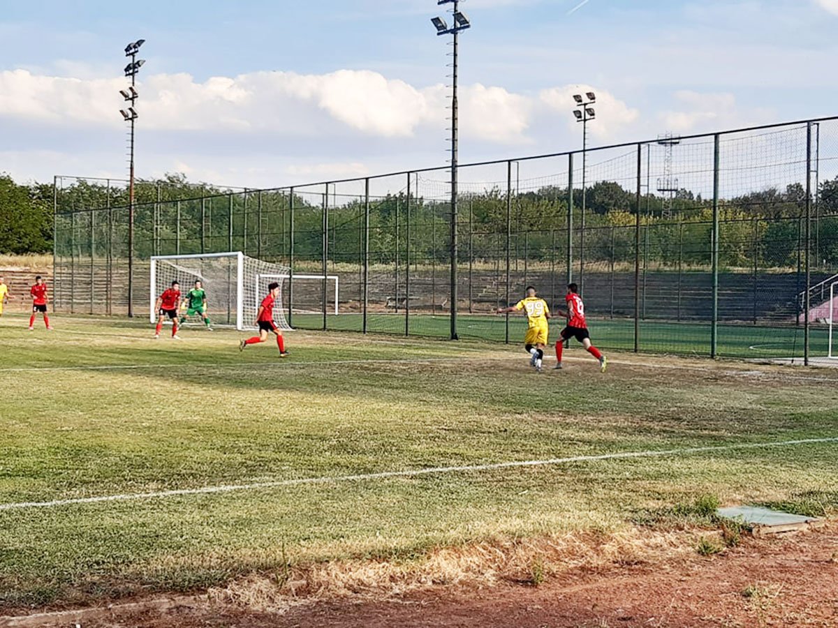 Zoom in Локо (Русе) - Черноломец (Попово)