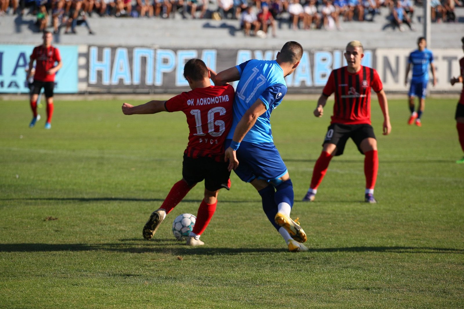 Zoom in Дунав (Русе) - Локо (Русе)