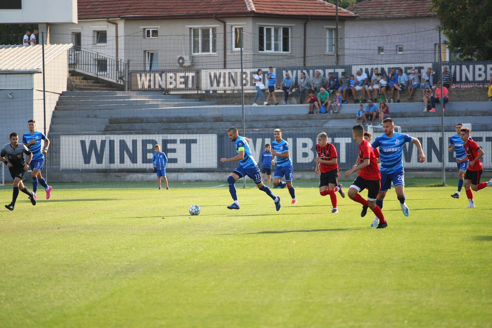 Zoom in Дунав (Русе) - Локо (Русе)