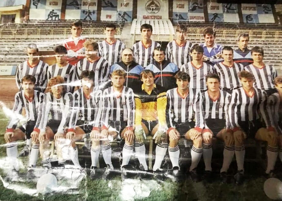 Zoom in Локо (Русе) - сезон 1989/90