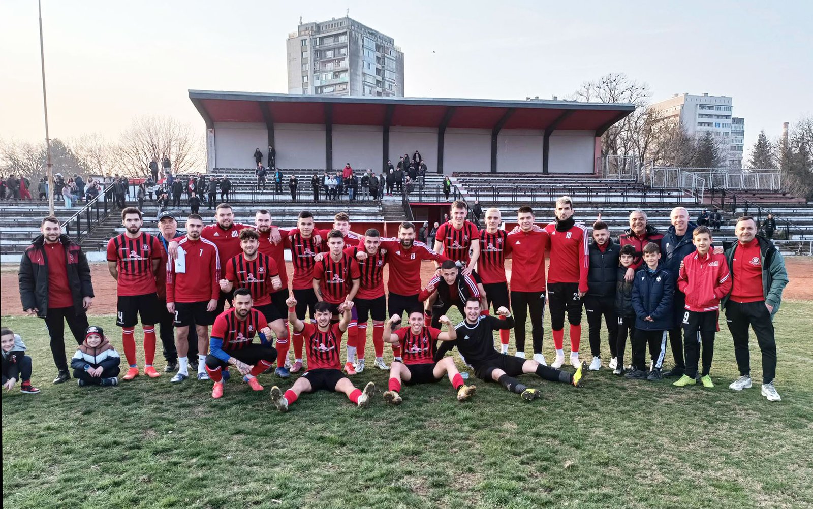 Zoom in Локо (Русе) - Светкавица