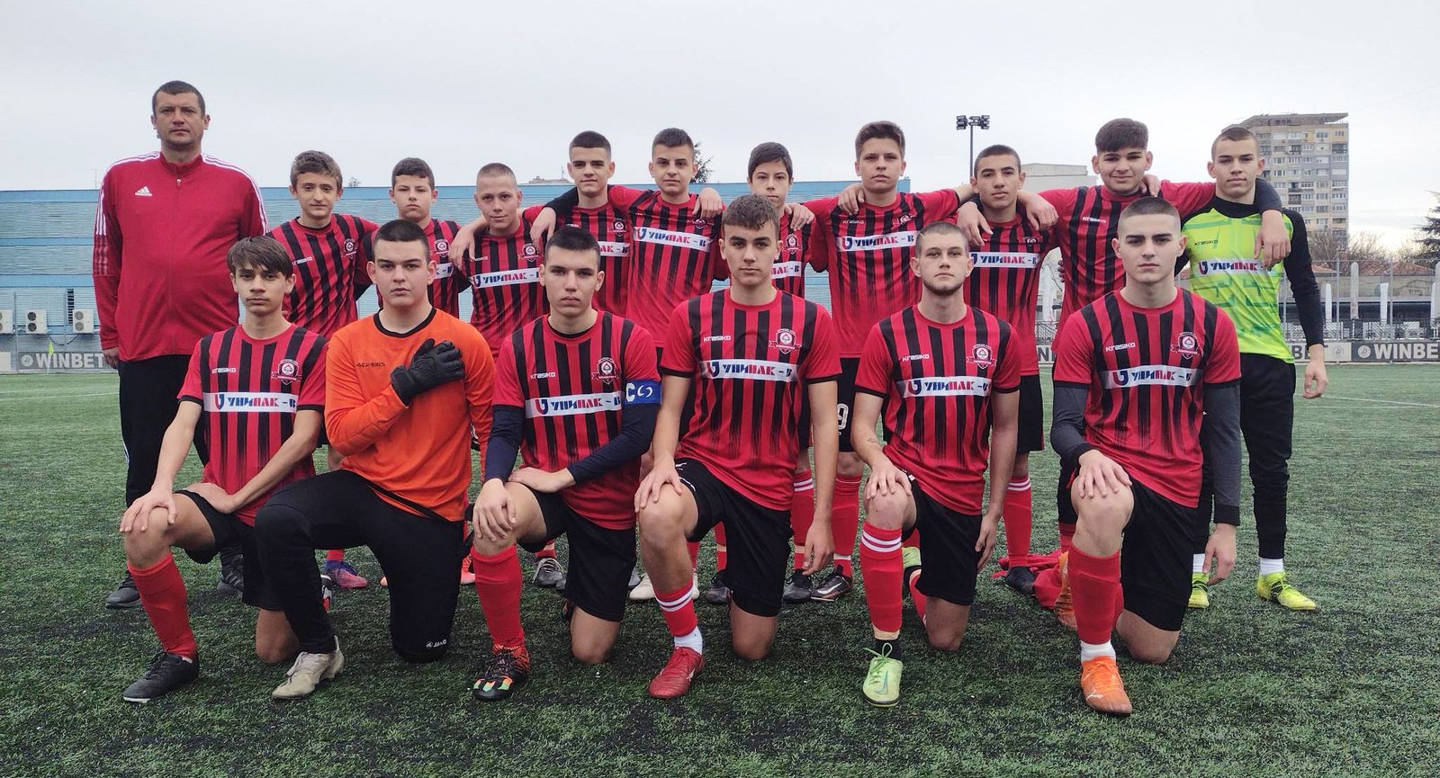 Zoom in Локомотив U17