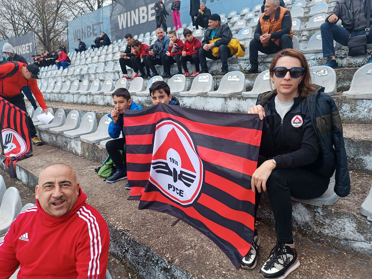 Zoom in Дунав II - Локо (Русе)