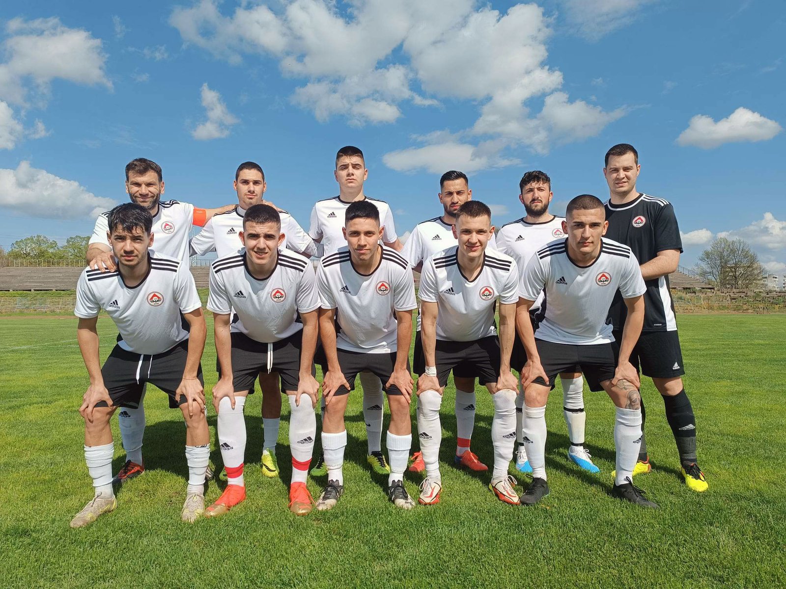 Zoom in Волов - Локо (Русе)