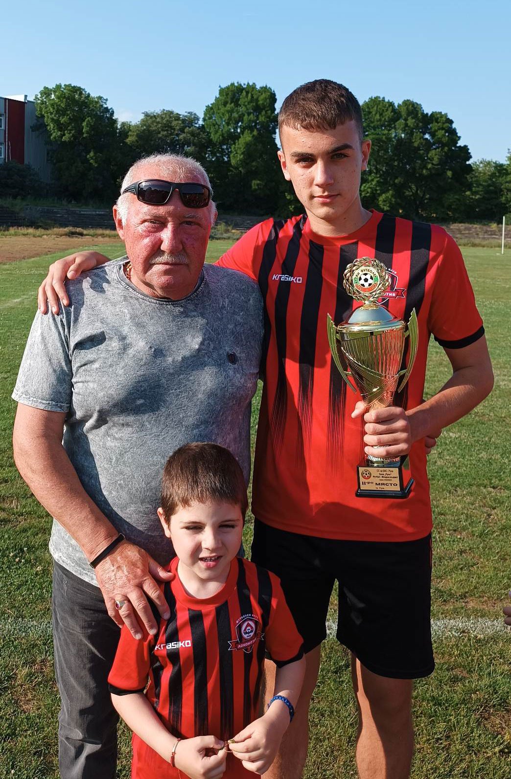 Zoom in Локомотив U17 - второ място