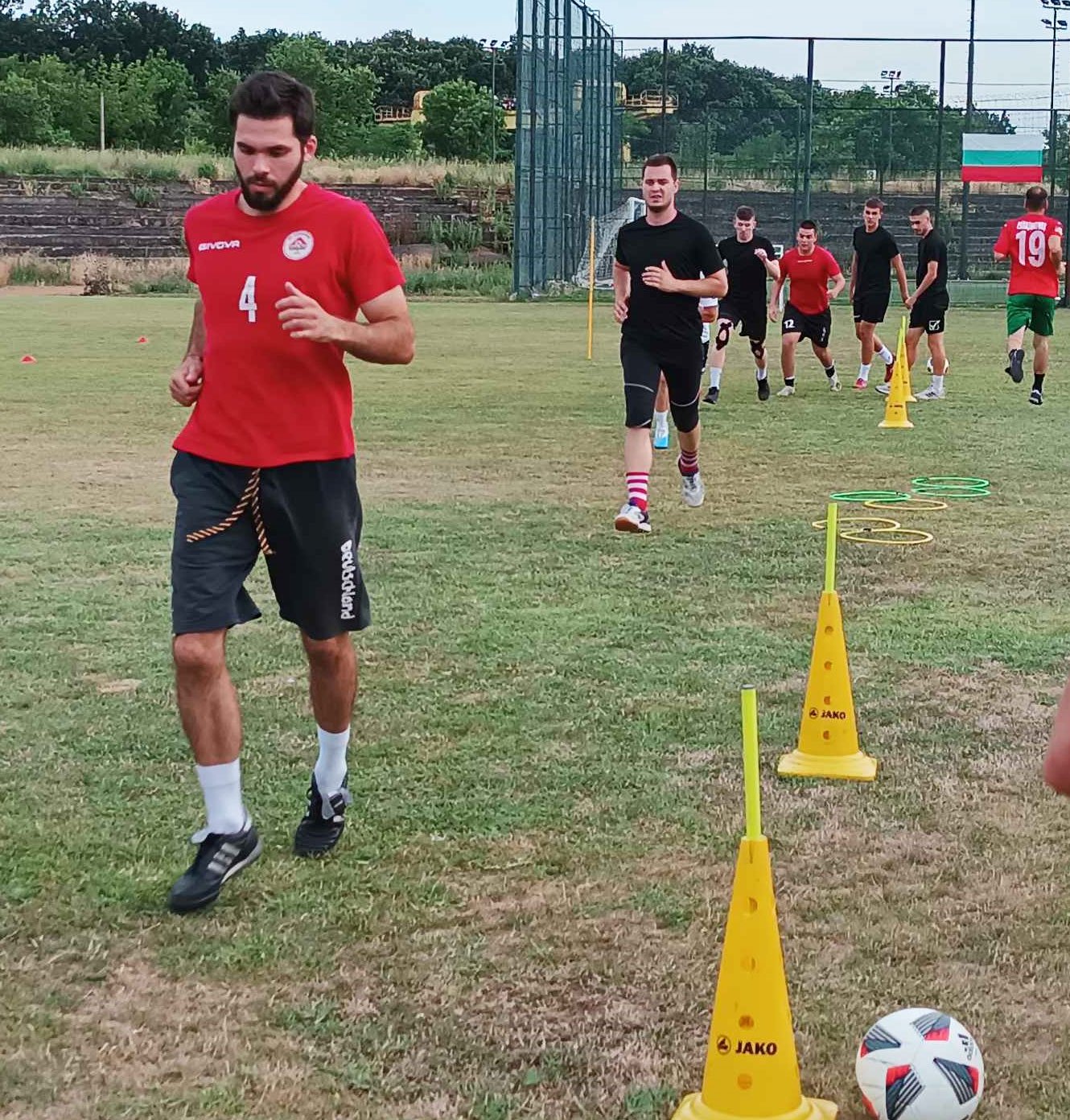 Zoom in Първа тренировка