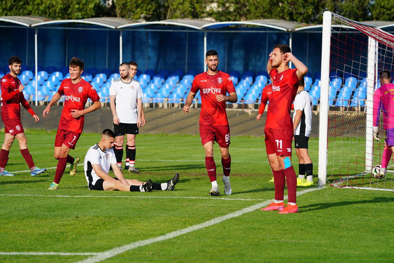 Zoom in Фратрия - Локо (Русе)