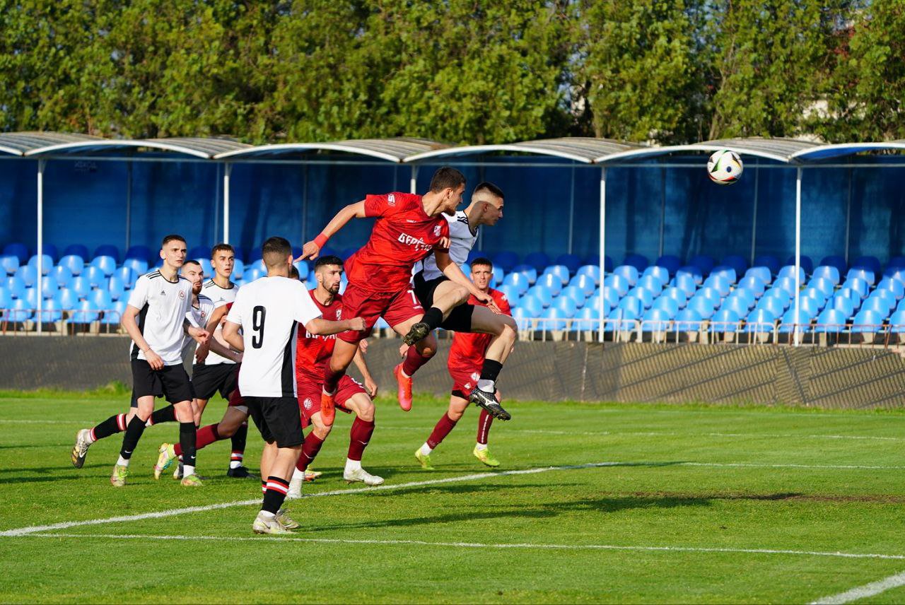 Zoom in Фратрия - Локо (Русе)