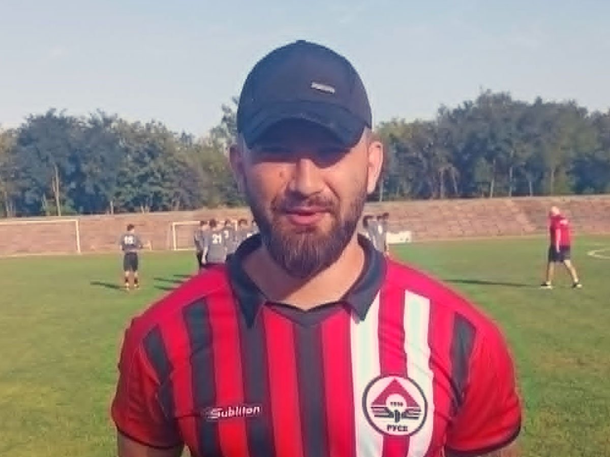 Zoom in Павел Алтънов