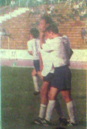 Zoom in Фамозният дует в атака - Мони и Иво