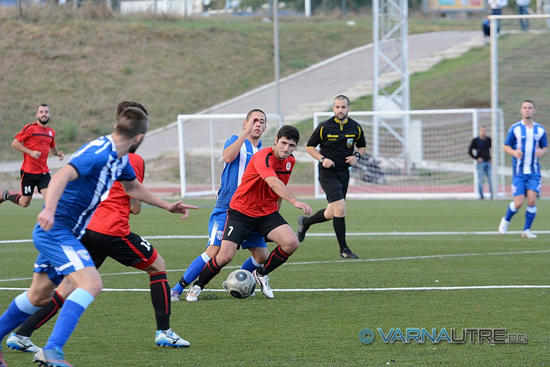 Zoom in ФК Спартак (Варна) - Локомотив (Русе) 3:1