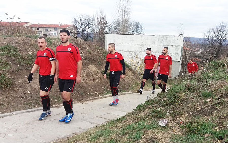 Zoom in Ботев (Нови пазар) - Локо (Русе) 1:0