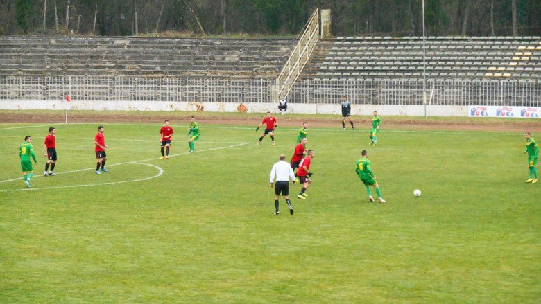 Zoom in Добруджа - Локо (Русе)