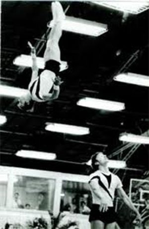 Zoom in Спортна акробатика